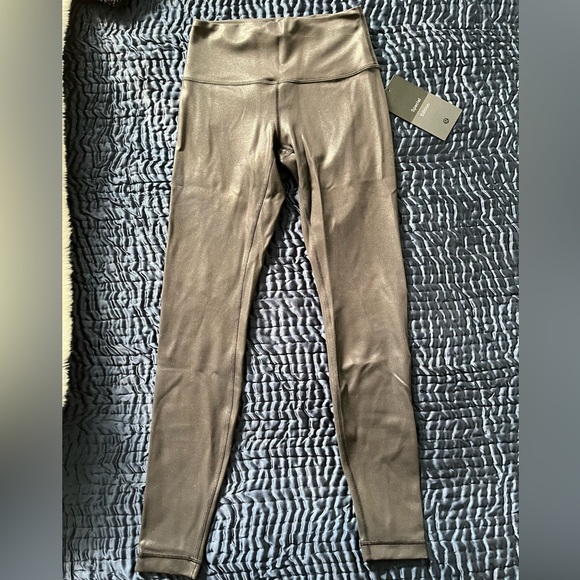 Lululemon Wunder Train HR 28” Special Edition Black Shine Foil - size 6 - Picture 6 of 10